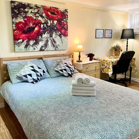 Perfect Home-Private Washrooms,Free Parking,High Speed Net Торонто Экстерьер фото