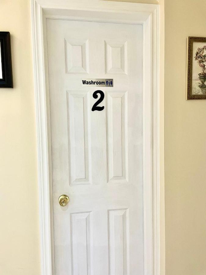 Perfect Home-Private Washrooms,Free Parking,High Speed Net Торонто Экстерьер фото