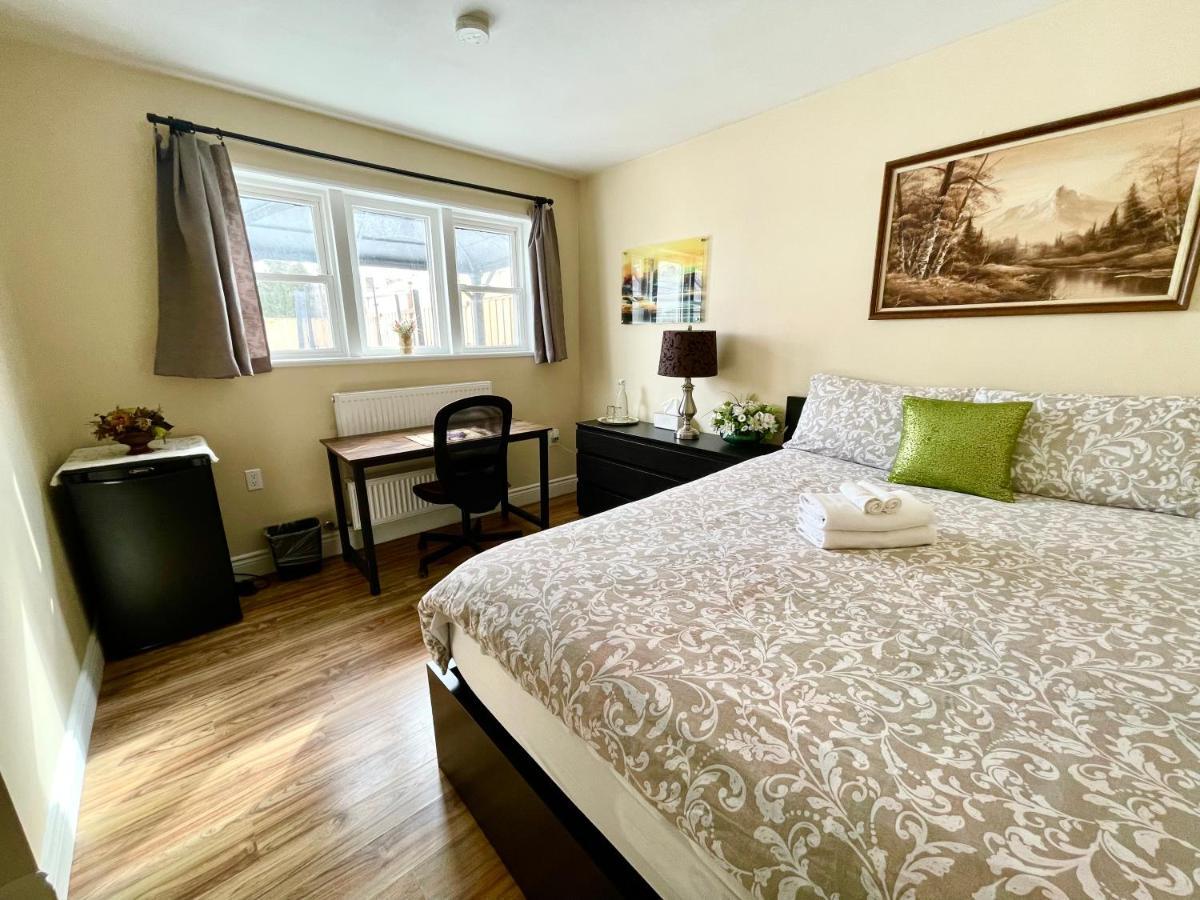 Perfect Home-Private Washrooms,Free Parking,High Speed Net Торонто Экстерьер фото